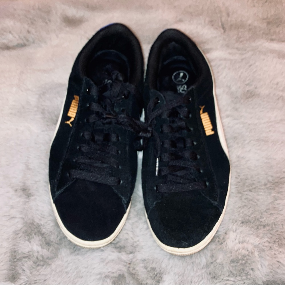 Puma Suede Classic Black & White Sneakers